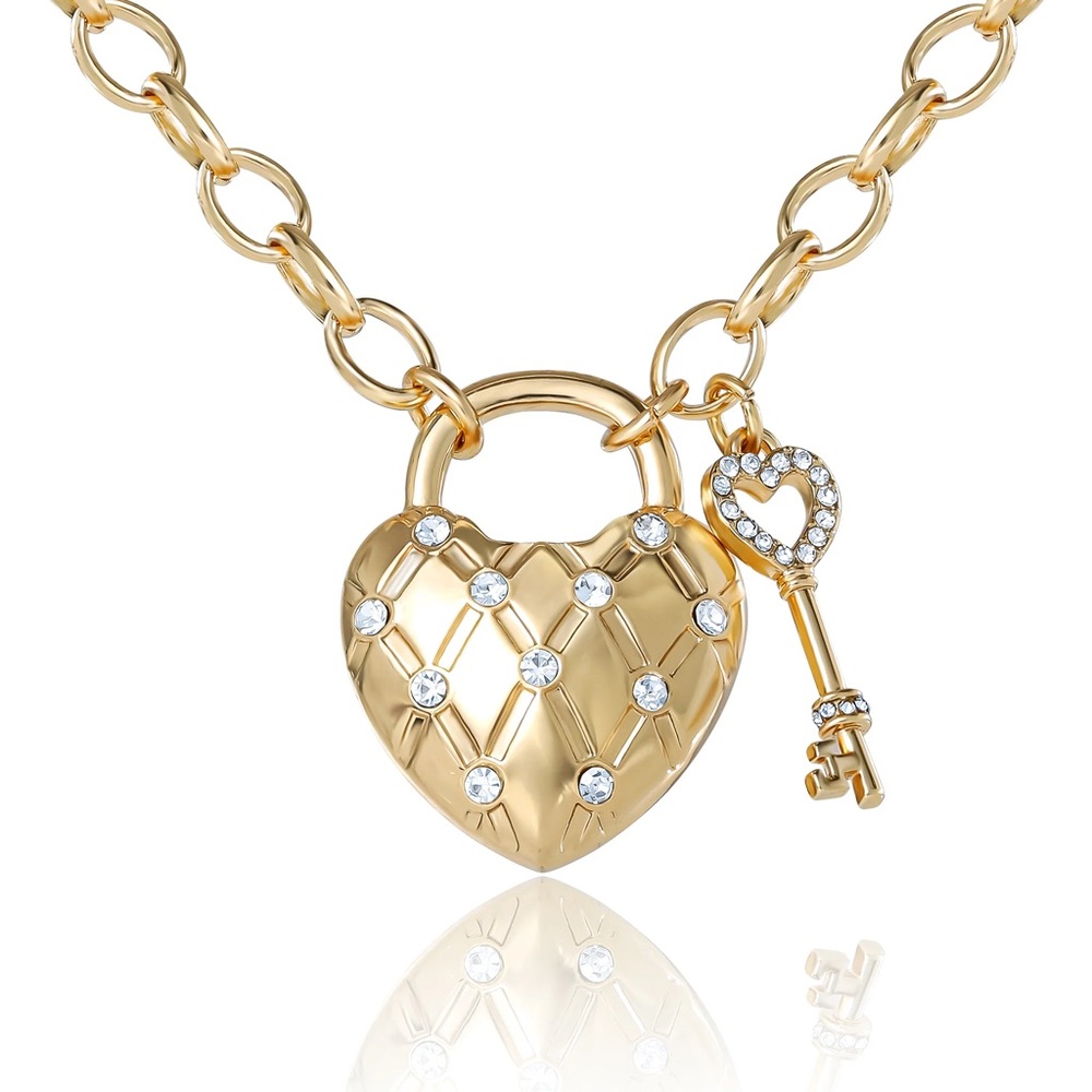 JUICY COUTURE GOLD TONE PEARL STATION HEART PENDANT NECKLACE